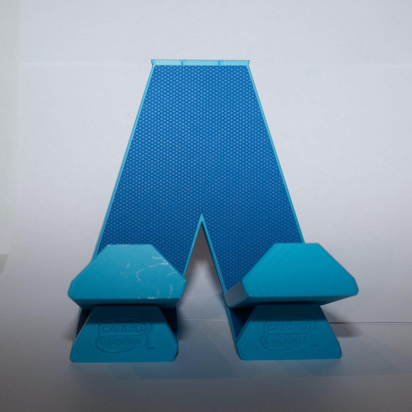 Cardio Mount blue — front view